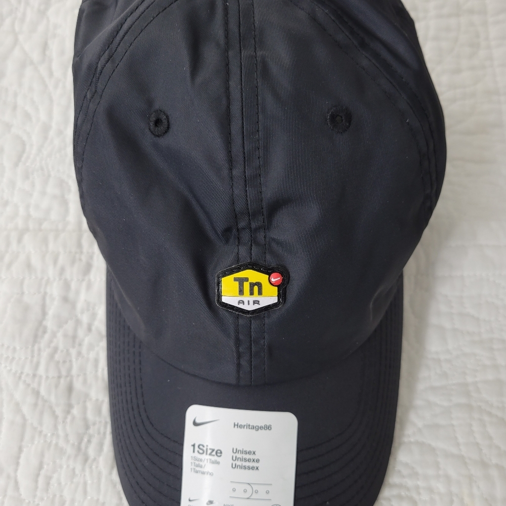 NIKE TN HAT - TUNED AIR HAT / CAP  TN - BLACK - AIR MAX PLUS - Heritage86